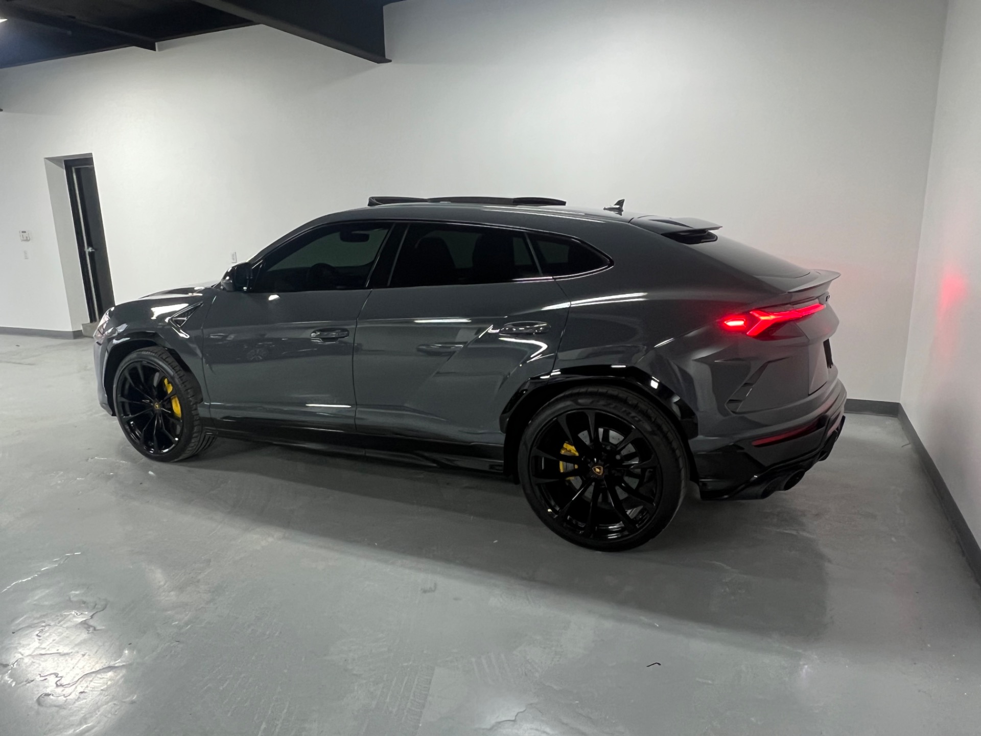 Used 2022 Grigio Telesto Pearl Lamborghini Urus grigio telesto SUV AWD For  Sale (Sold) | Prime Motorz Stock #3856