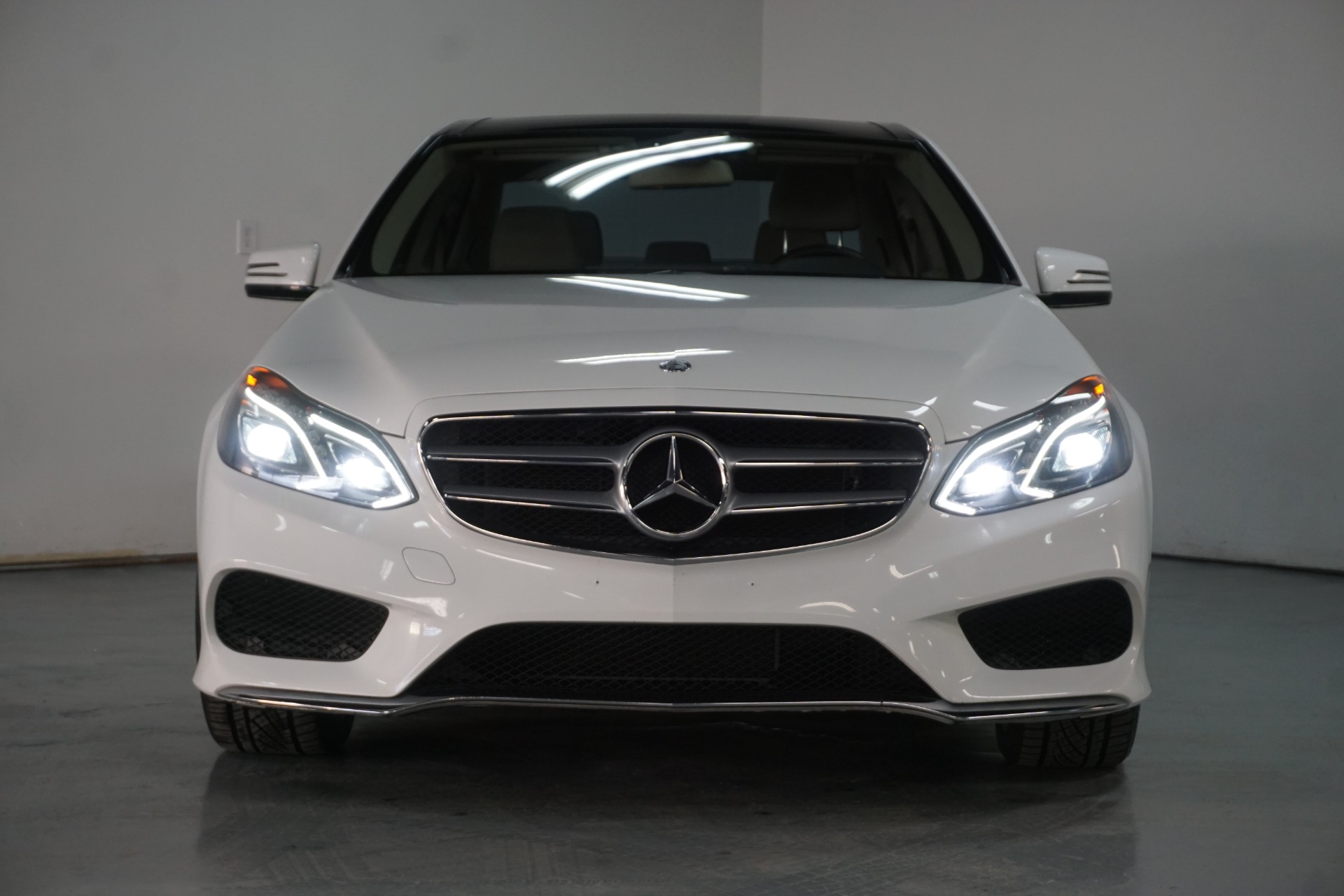 2015 White Mercedes Benz E350  Mercedes benz e350, Mercedes car