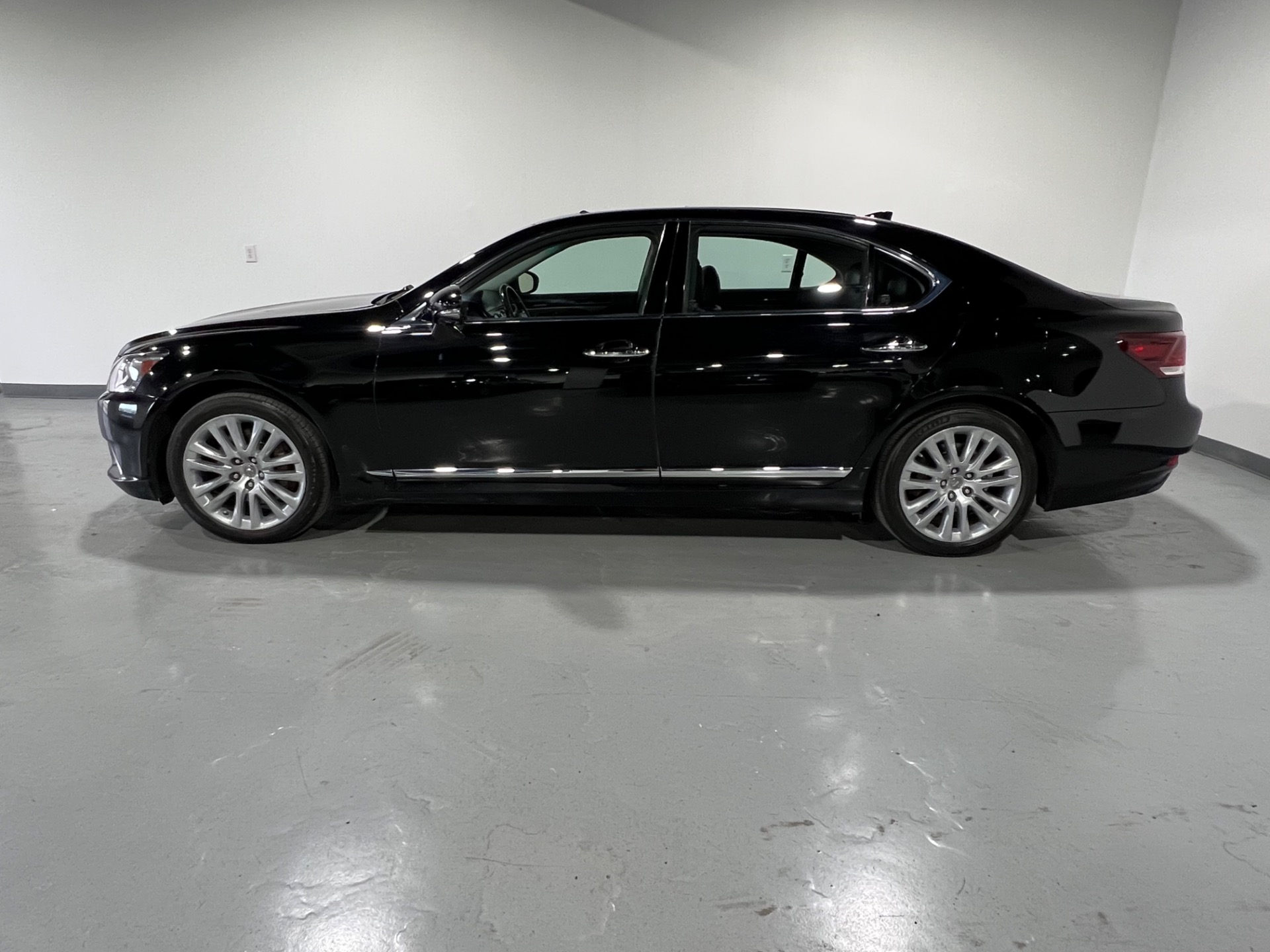 Used 2014 Obsidian Lexus LS 460 L AWD ULTRA LUXURY PKG L For Sale 