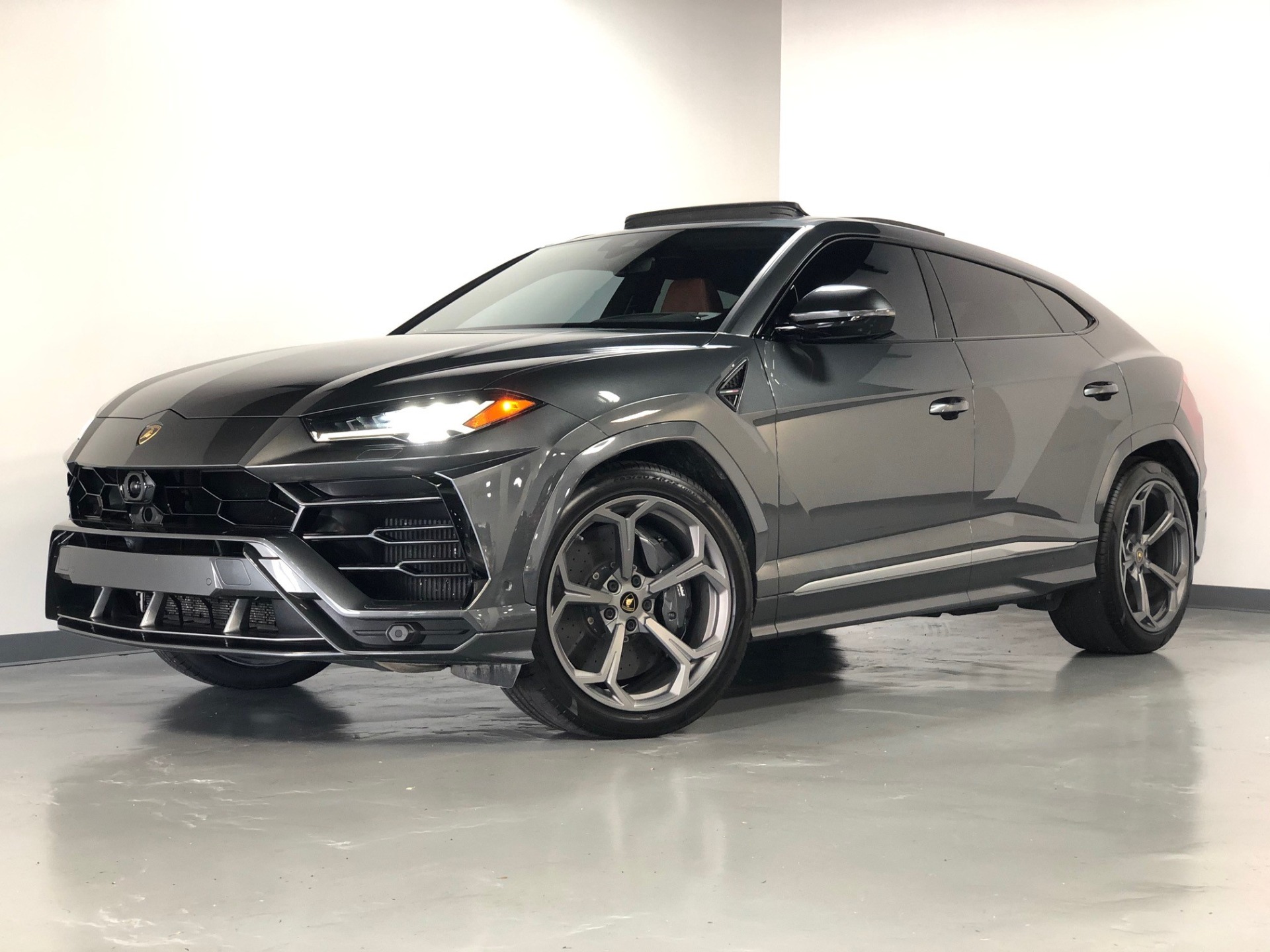 Used 20 Grigio Lynx Metallic Lamborghini Urus Base AWD 20dr SUV ...