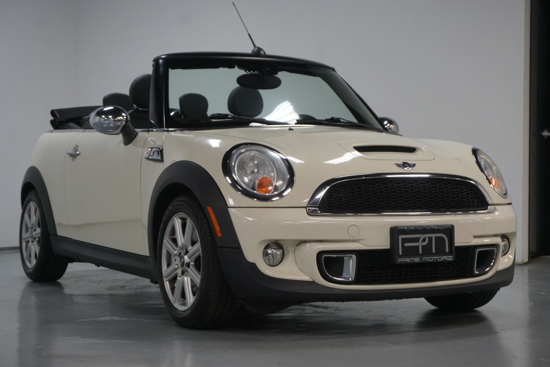 Mini cooper deals convertible 2011