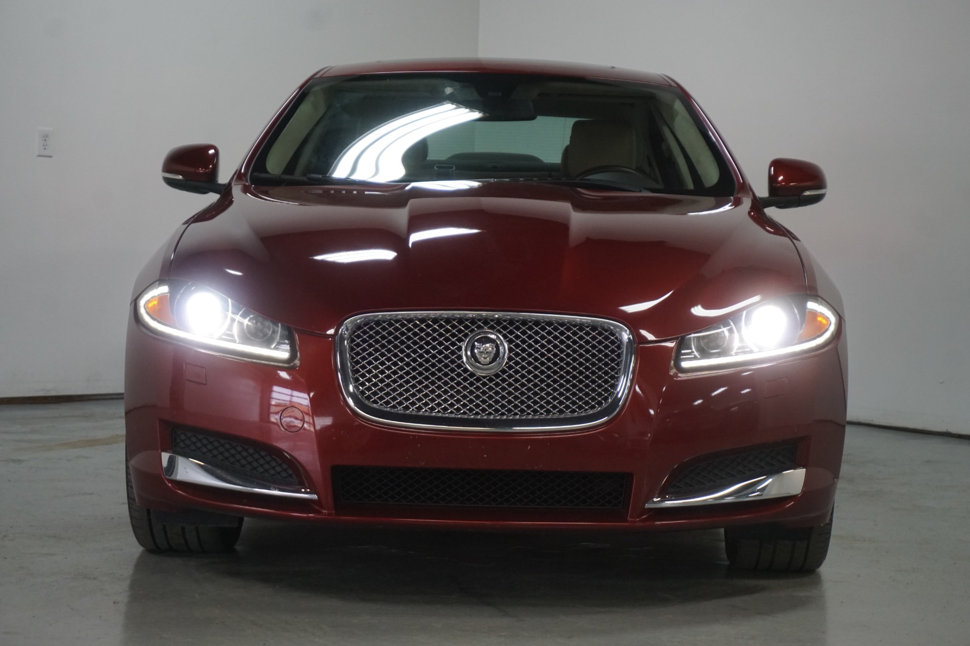 2012 jaguar xf portfolio