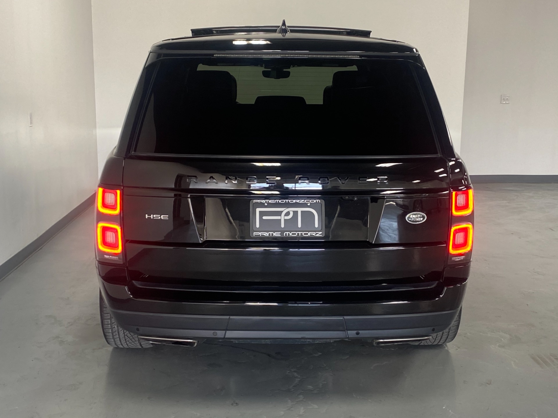 Used 2019 Santorini Black Metallic Land Rover Range Rover HSE AWD 