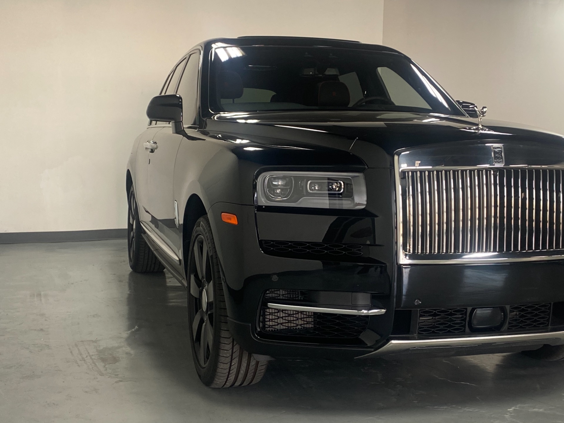 2021 Rolls-Royce Cullinan SUV Lease for $4925.0 month